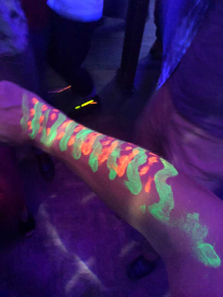 glow in dark